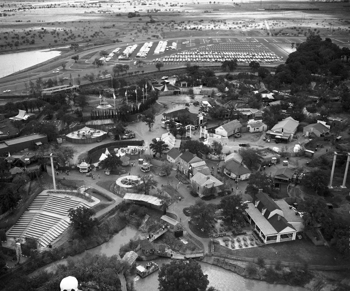 Aug. 10, 1961: Aerial view of Six Flags Over Texas (parking lot top center).