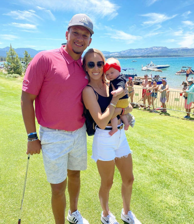 Patrick Mahomes & Fiancée Brittany Matthews Pose For First Family