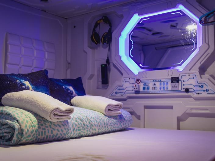 The bed inside the pod.
