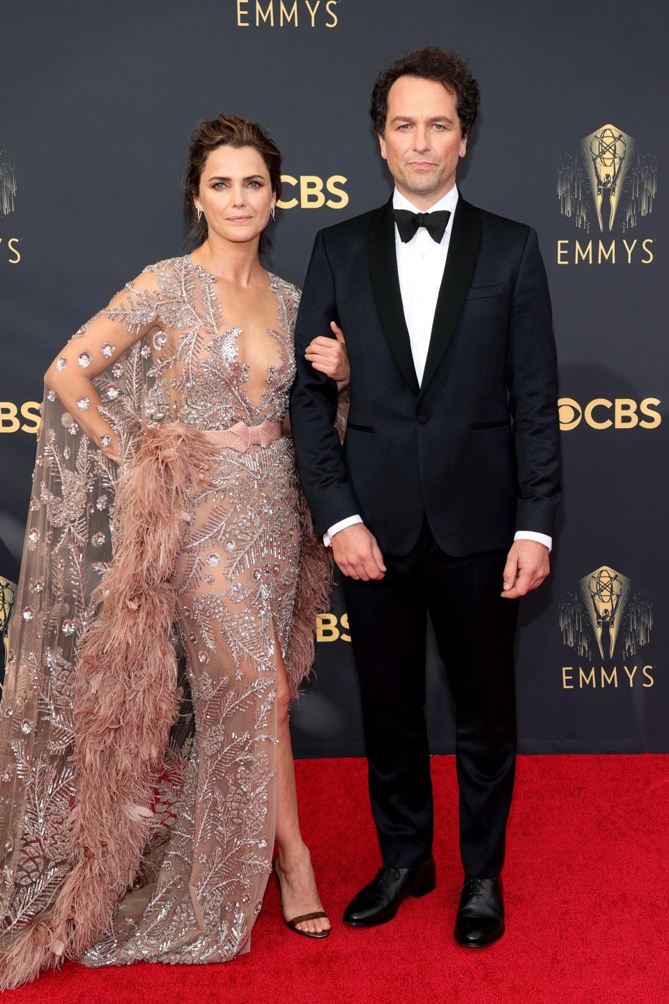 Keri Russell and Matthew Rhys attends the 2021 Emmys.