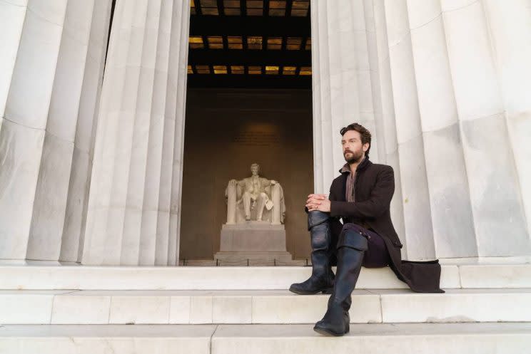 Tom Mison as Ichabod Crane in Sleepy Hollow. (Credit:Tina Rowden/FOX)