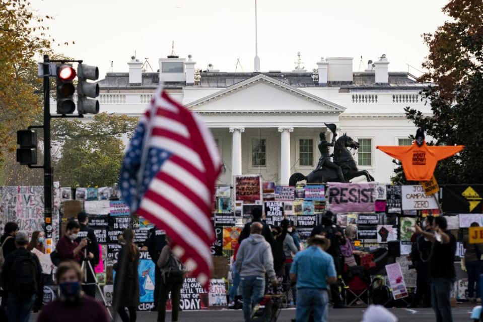 Anti-Trump-Mauer vor dem Weißen Haus