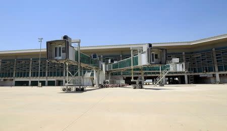 A general view of aerobridges at the newly built airport in Islamabad, Pakistan May 6, 2017. REUTERS/Caren Firouz