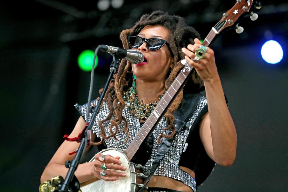 Valerie June (pictured) will be joined onstage with Rachael Davis, Thao and Yasmin Williams in a Nashville-style in-the-round performance at Memorial Hall Thursday evening.