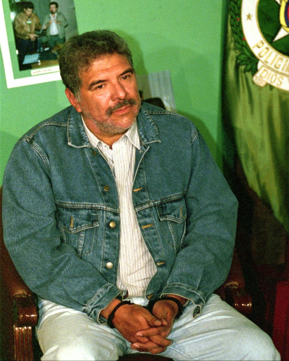 José Santacruz Londoño after being captured by police in Bogota on July 4, 1995.