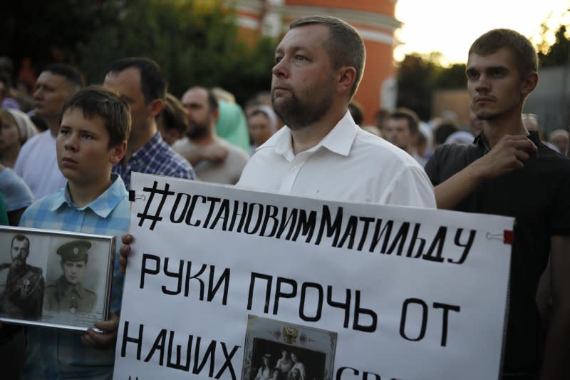 俄羅斯電影《瑪蒂妲》爭議：東正教信徒上街反對該片（AP）