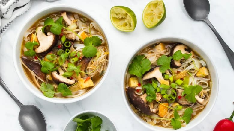 vegan mushroom ramen