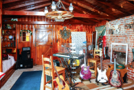 <p>The home is dedicated to horse lovers and musicians. There is a detached cabin on the property that is fully equipped with musical instruments. There is also a stable with three stalls. (Airbnb) </p>