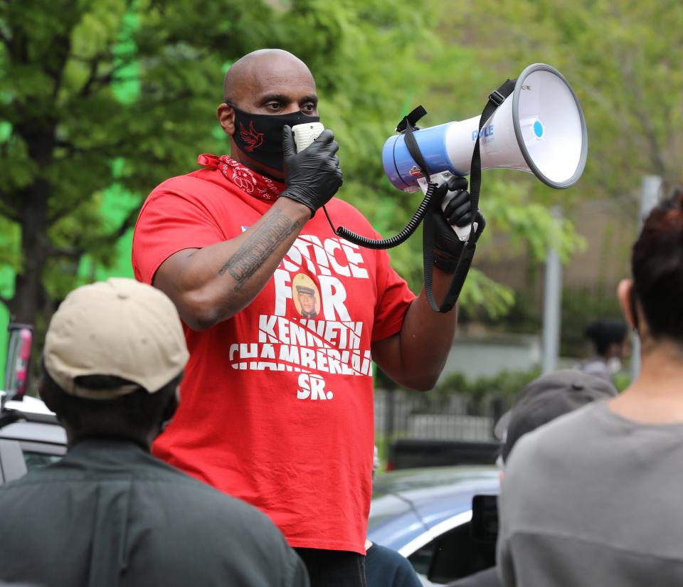 Kenneth Chamberlain Jr. delivers remarks as a vigil for George Floyd was held at the Renaissance Plaza in White Plains, May 29, 2020. The event was organized by WESPAC and featured a moment of silence, prayers and speeches by attendees. 