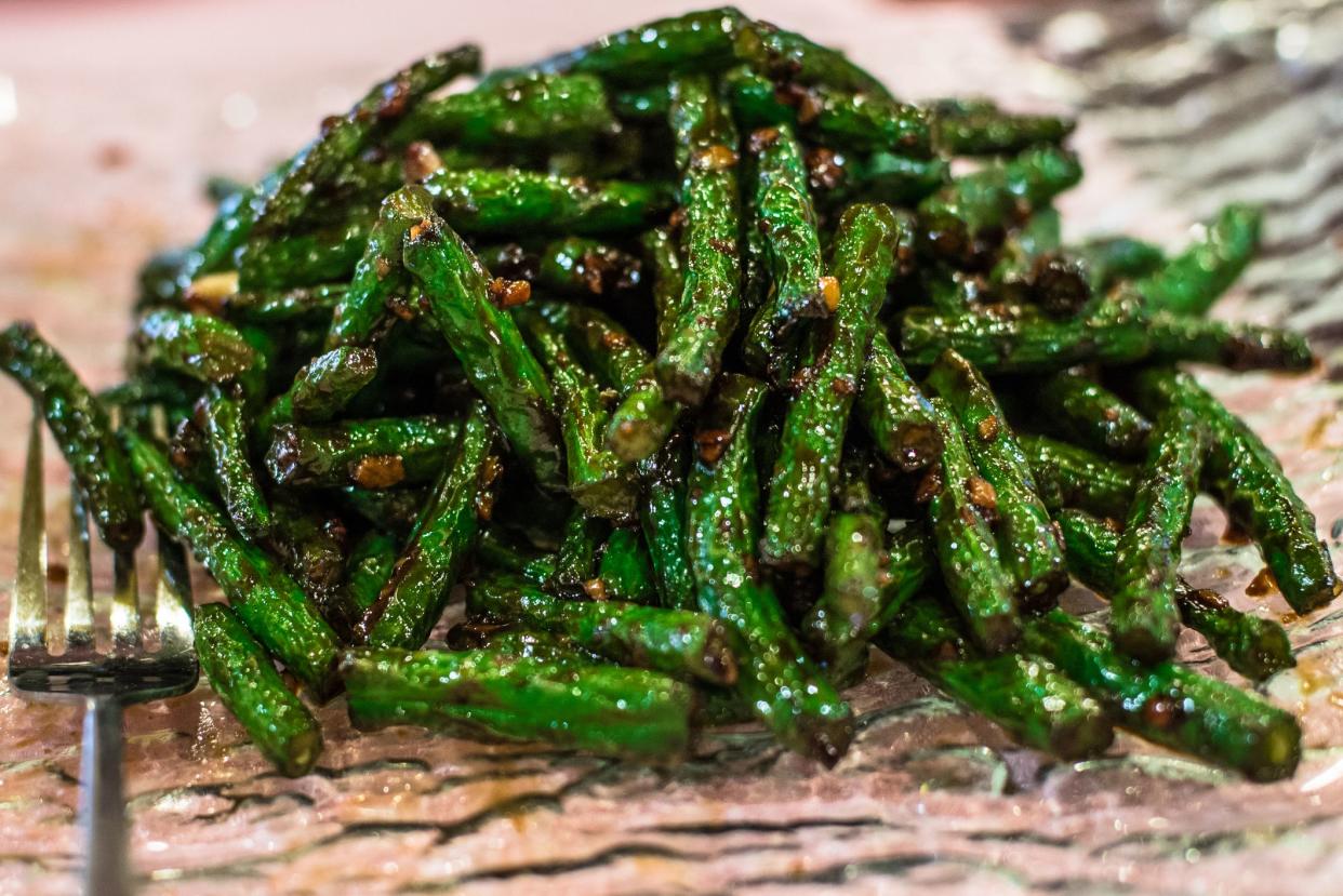 Green Beans Fried with Dry Garlic