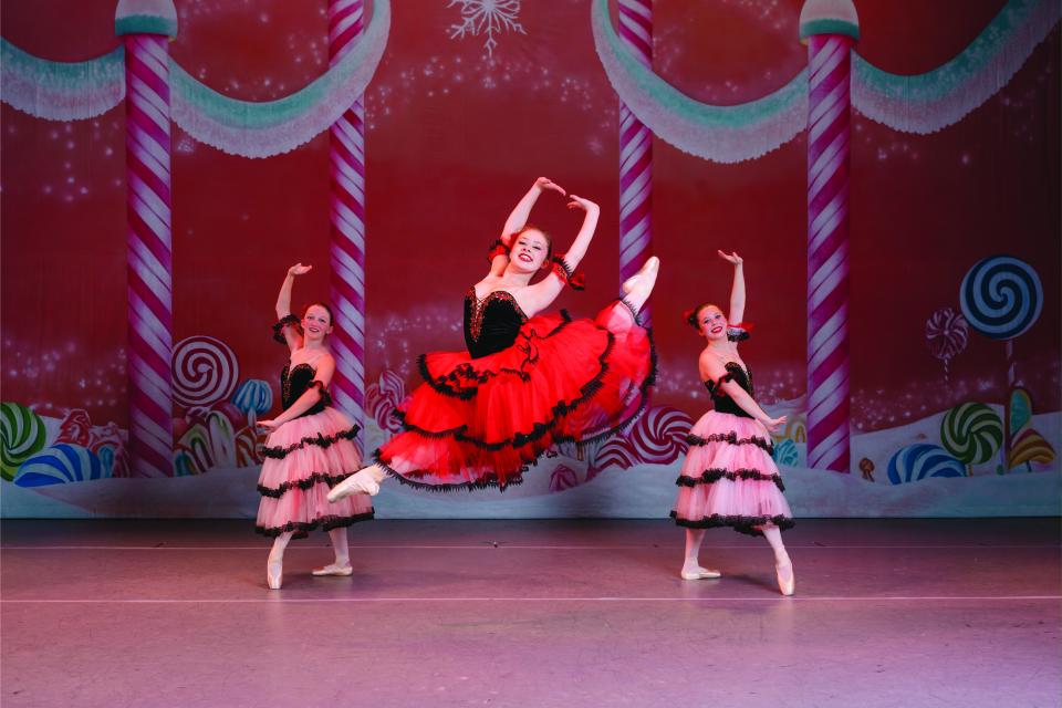 Piper Bonner as Lead Spanish, Ellie Miller and Harper Thomas in Spanish in Alabama River Region Ballet's "The Nutcracker".