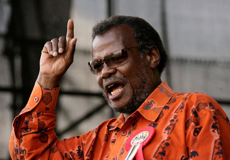 FILE PHOTO: South Africa's leader of the Inkatha Freedom Party Mangosuthu Buthelezi speaks to supporters