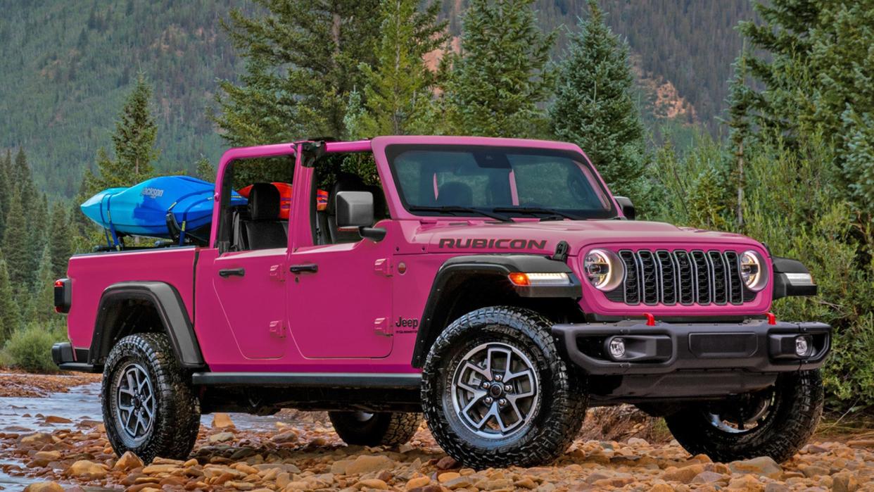2025 Jeep Gladiator 4xe Means We'll Finally Get a PHEV Pickup photo