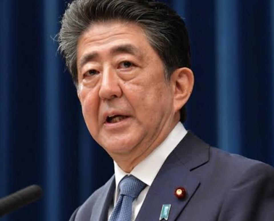 日本前首相安倍晉三今天上午在奈良市演說時遭槍擊送醫。（檔案照）