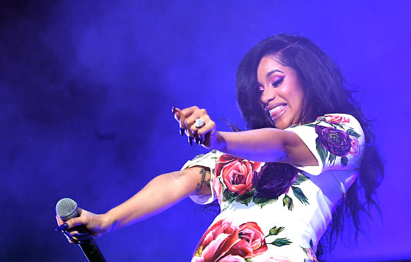 Cardi B brought down the house at the 2018 MTV Video Music Awards with her first performance since giving birth to her daughter Kulture.
