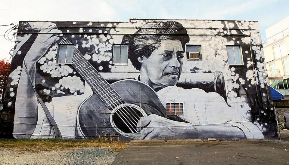 Elizabeth “Libba” Cotten, an iconic blues and folk musician from Carrboro, has been immortalized in a new mural on North Merritt Mill Road. The mural, located on the Carrboro-Chapel Hill line, was painted in 2021 by artist Scott Nurkin.