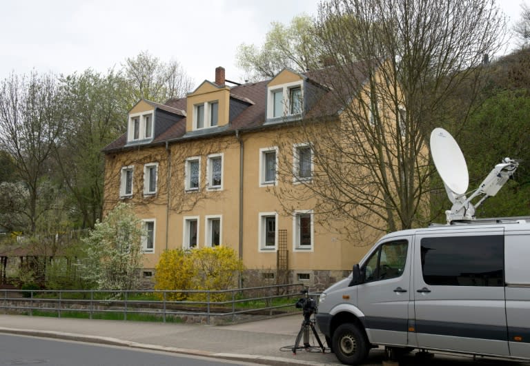 German anti-terror police arrested five far-right extremists in April 2016 during a raid on this apartment building in Freital, eastern Germany