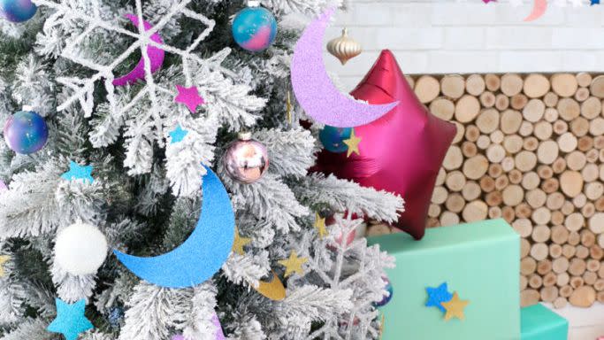 Christmas Tree Decoration Ideas - Galaxy Christmas Tree