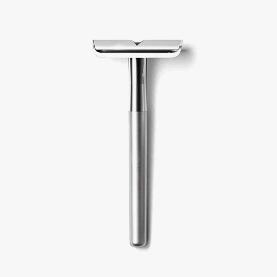 Bevel safety razor for men