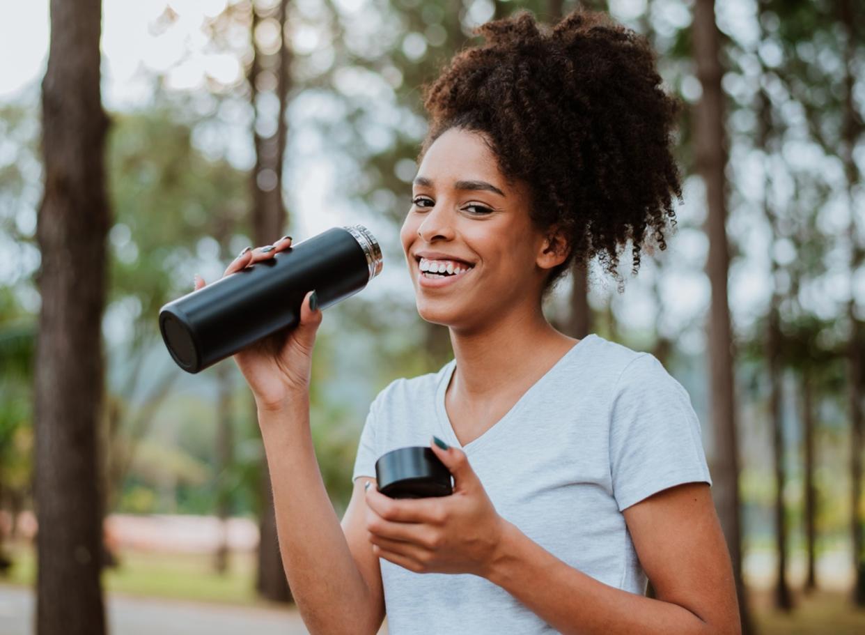 Quench your thirst this summer with the HidrateSpark’s Pro Smart Water Bottle (Source: iStock)