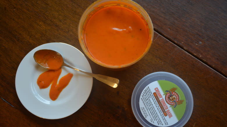 Creamy tomato basil soup 