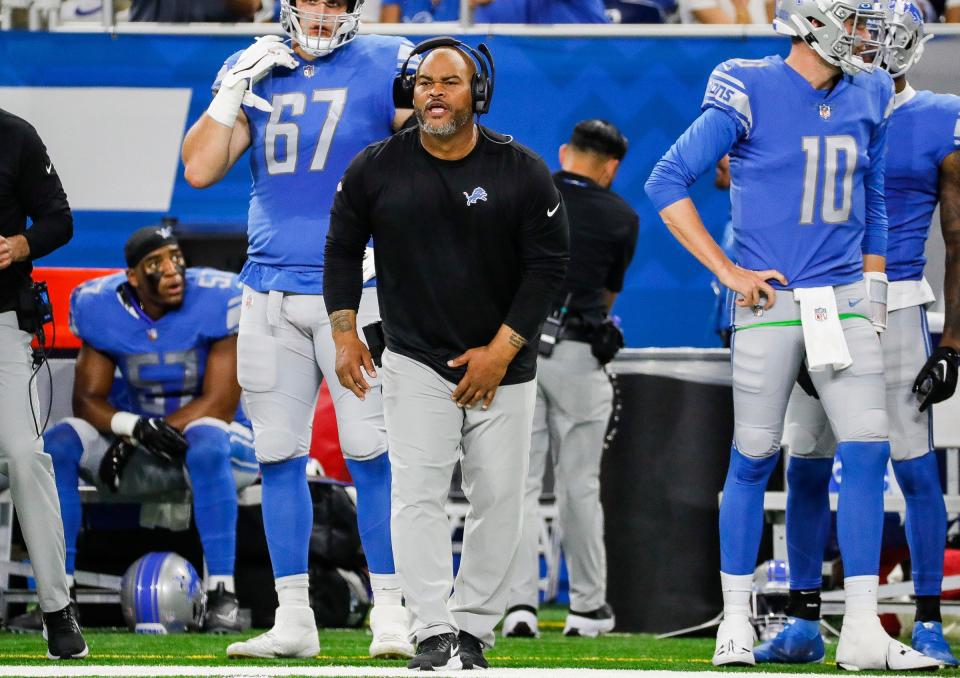 Sep 18, 2022; Detroit, Michigan, USA; Detroit Lions Assistant Head Coach/Running Back Coach Duce Staley talks to players before a play against Washington Commanders during the first half at Ford Field.
