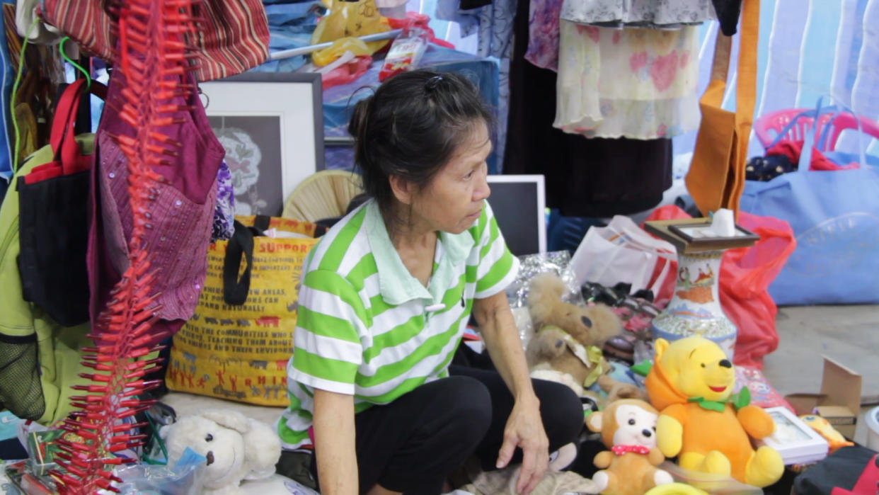 Former Sungei Road Thieves’ Market vendor Chan Ah Ling, 71, now splits her week between two sites – a roving “pasar Sungei” and a weekend market at Woodlands Recreation Centre. (PHOTO: Wong Casandra/Yahoo News Singapore)