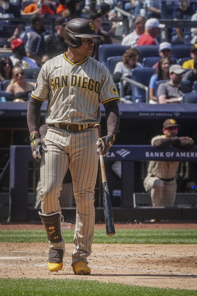 San Diego Padres' Xander Bogaerts batting during the eighth inning