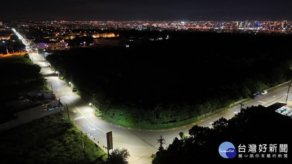 大肚區遊園路一、二段道路共計106盞既有傳統鈉光燈全面更換LED節能燈