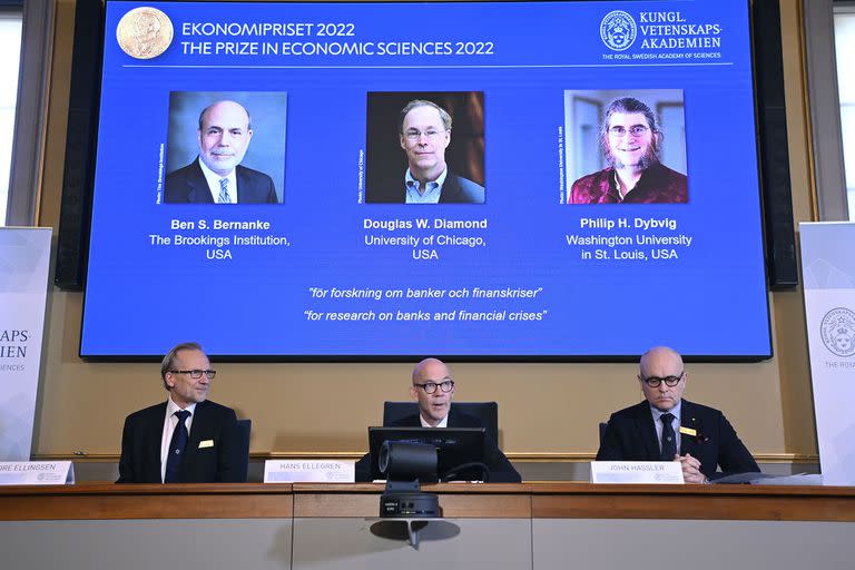 Ben Bernanke; Douglas Diamond; Philip Dybvig; premio Nobel ; economía; Sociedad; Mundo