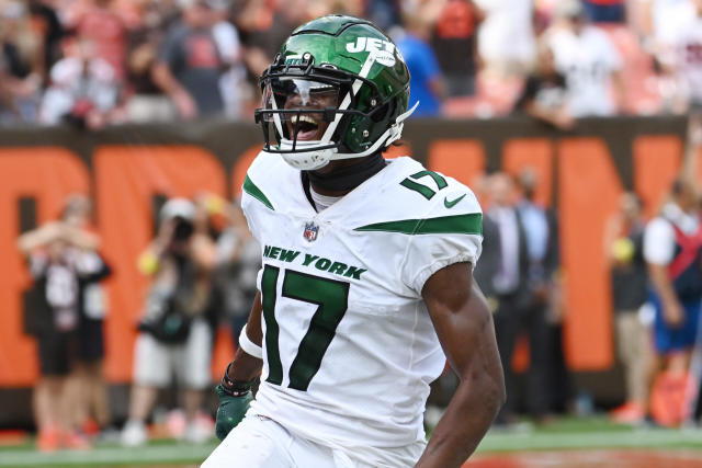 New York Jets need to address wide receiver in the first round