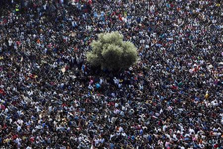 African migrants take part in a protest at Rabin Square in Tel Aviv January 5, 2014. REUTERS/Nir Elias