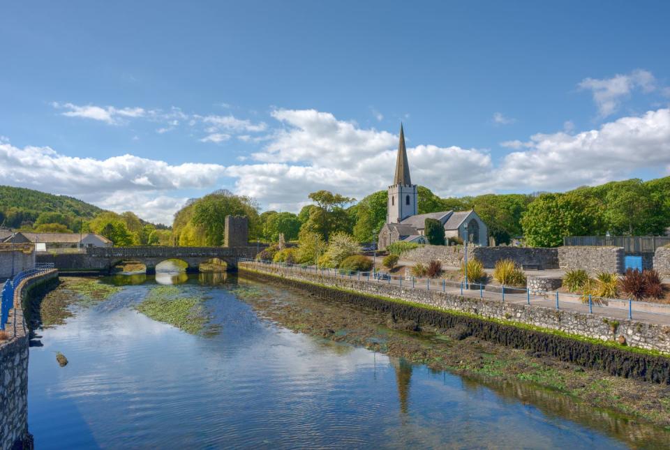 <p>Pack a picnic and head to Glenarm for its spectacular views and rich heritage. Don't leave without paying a visit to its beautiful castle. </p>