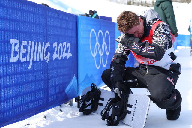 Shaun White Overcomes Crash in Beijing Olympics Debut to Qualify