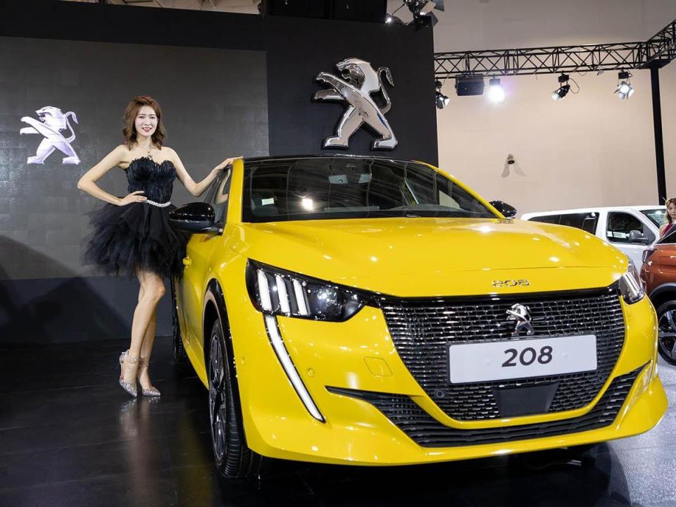 PEUGEOT 208則應該會到明年的第四季才會正式導入。