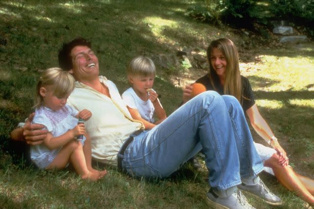 <p>Dirck Halstead/Getty</p> Actor Christopher Reeve w. lover Gae Exton & their childern Alexandra, 1, & Matthew, 5, in 1985.