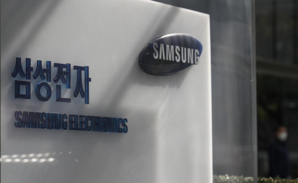 A logo of Samsung Electronics is seen outside of Samsung Electronics Seocho building in Seoul, South Korea, Sunday, Oct. 25, 2020. Lee Kun-Hee, the ailing Samsung Electronics chairman who transformed the small television maker into a global giant of consumer electronics, has died, a Samsung statement said Sunday. He was 78. (AP Photo/Lee Jin-man)