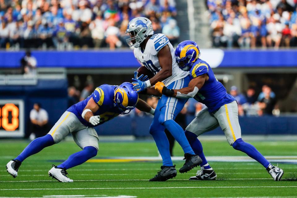 Detroit Lions tight end Darren Fells (80) makes a catch against Los Angeles Rams during the second half at the SoFi Stadium in Inglewood, Calif. on Sunday, Oct. 24, 2021.