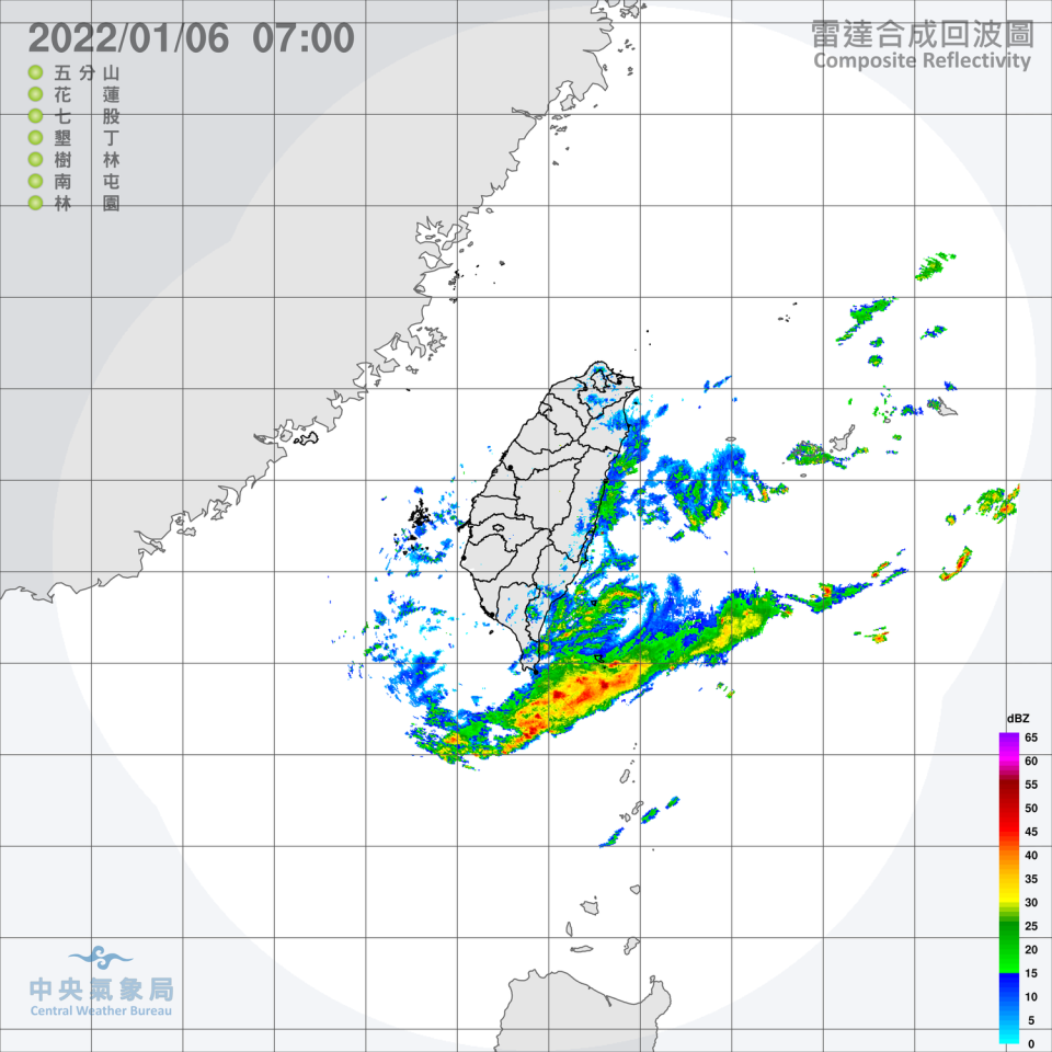 受到東北季風增強，以及南方雲系北移影響，今天北部、東半部、恆春半島與澎湖有局部短暫雨。   圖：中央氣象局/提供