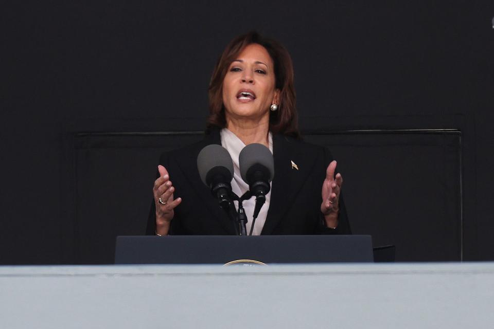 <p>Spencer Platt/Getty Images</p> Kamala Harris speaks at West Point