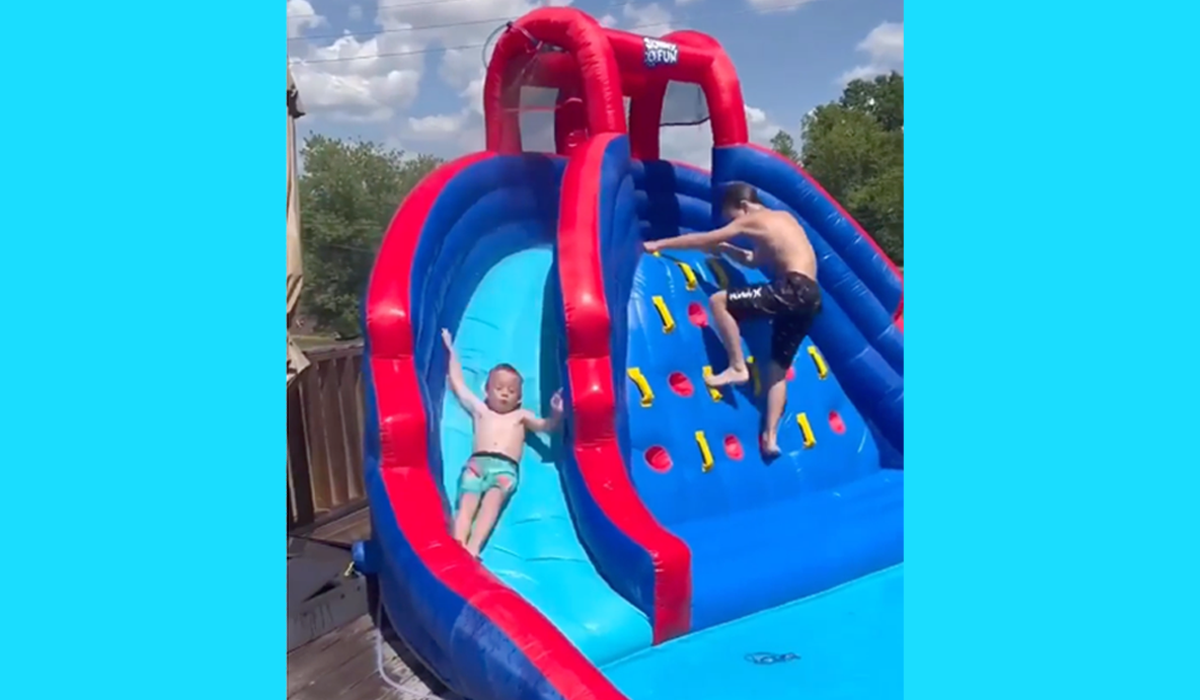 Inflatable water slide