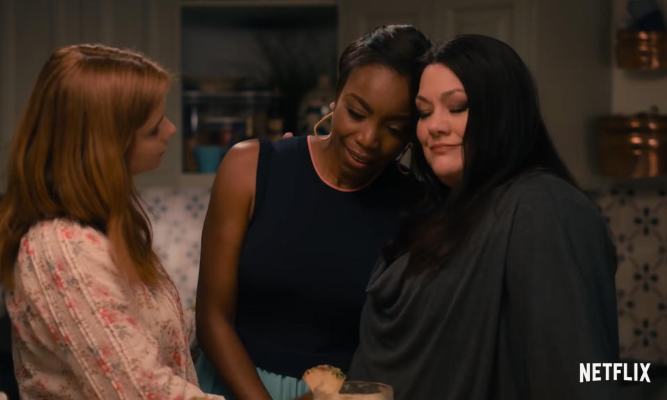 Brooke Elliott as Dana Sue, who reconnects with her estranged husband Ronnie in Season 2. (Netflix)