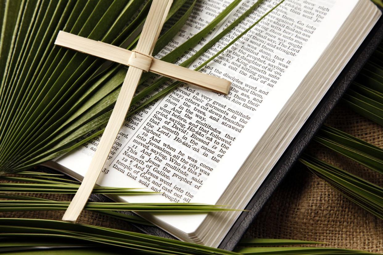 when is ash wednesday palm sunday