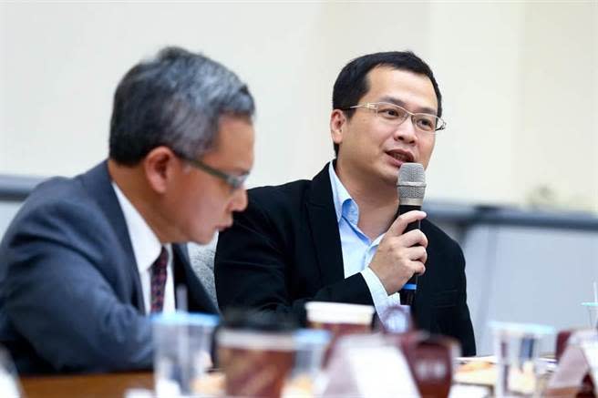 國民黨台北市議員羅智強（右）。（本報資料照片）