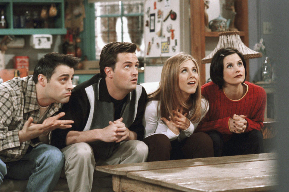 FRIENDS -- "The One With The Embryos" -- Episode 12 -- Aired 1/15/1998 -- Pictured: (l-r) Matt Le Blanc as Joey Tribbiani, Matthew Perry as Chandler Bing, Jennifer Aniston as Rachel Green, Courteney Cox as Monica Geller -- Photo by: NBCU Photo Bank