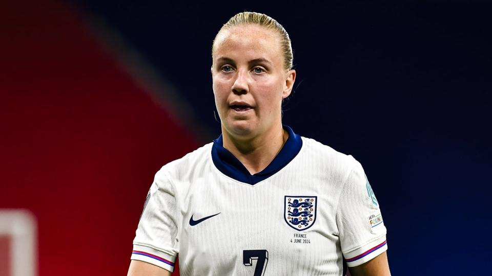 Beth Mead slams decision by non-league club to axe women's teams