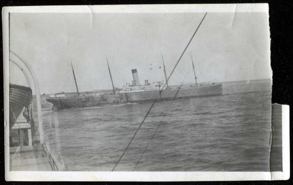 <span>An original photo taken from the deck of the Carpathia shows another rescue ship, the</span><span> S. S. Californian, approaching. </span><br> <span><br> </span>(Photo courtesy of <a href="http://www.weissauctions.com/" rel="nofollow noopener" target="_blank" data-ylk="slk:Phillip Weiss Auctions;elm:context_link;itc:0;sec:content-canvas" class="link ">Phillip Weiss Auctions</a>)