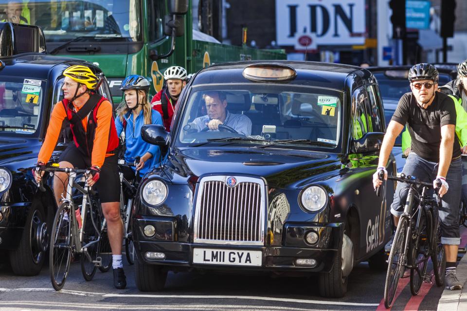 England, London, London Black Cab Taxi Stuck in Traffic (Photo by: Dukas/Universal Images Group via Getty Images)