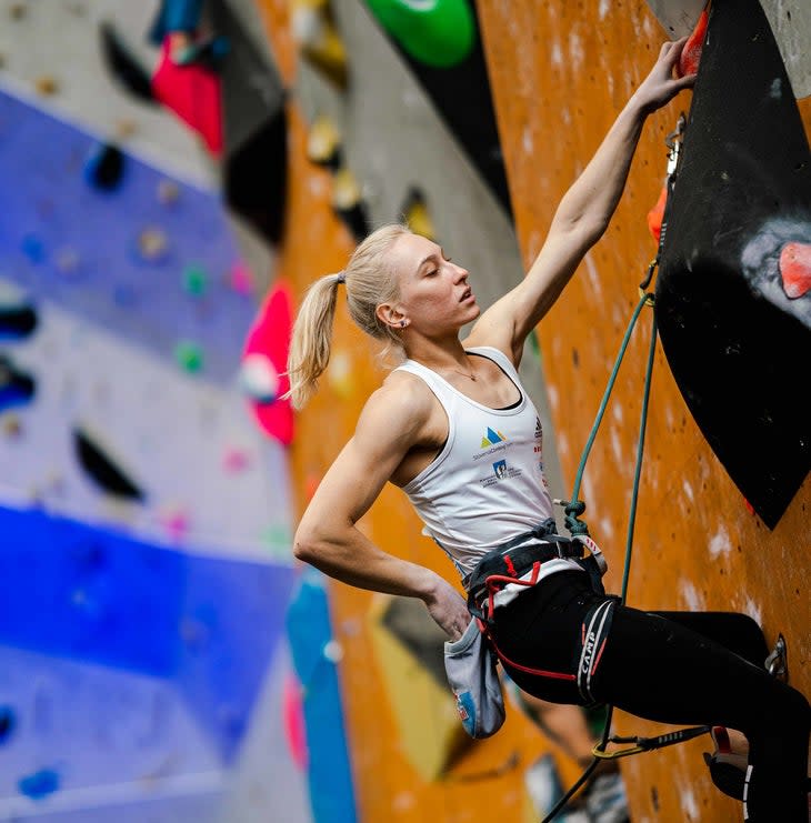 Janja Garnbret climbing to silver in womens lead Edinburgh, Scotland.