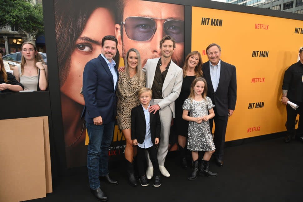 Glen Powell attends the 'Hit Man' premiere in Austin, Texas on May 15 with his family